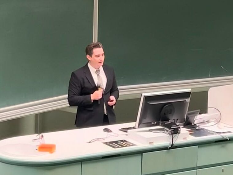 Wissenschaftlicher Vortrag von PD Dr. Yannick Diehm an der Universität